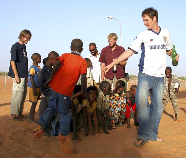 Constructing a pyramid 1